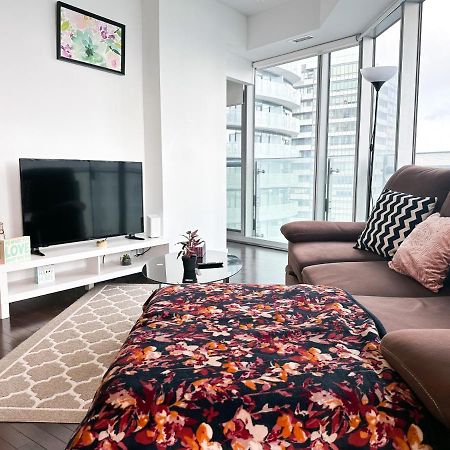 تورونتو Luxury 2 Bedrooms With Lakeview Cn Tower Entertainment District Rogers Centre المظهر الخارجي الصورة
