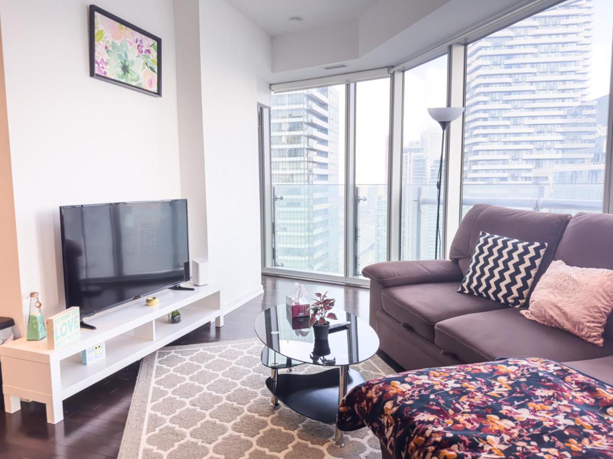 تورونتو Luxury 2 Bedrooms With Lakeview Cn Tower Entertainment District Rogers Centre المظهر الخارجي الصورة