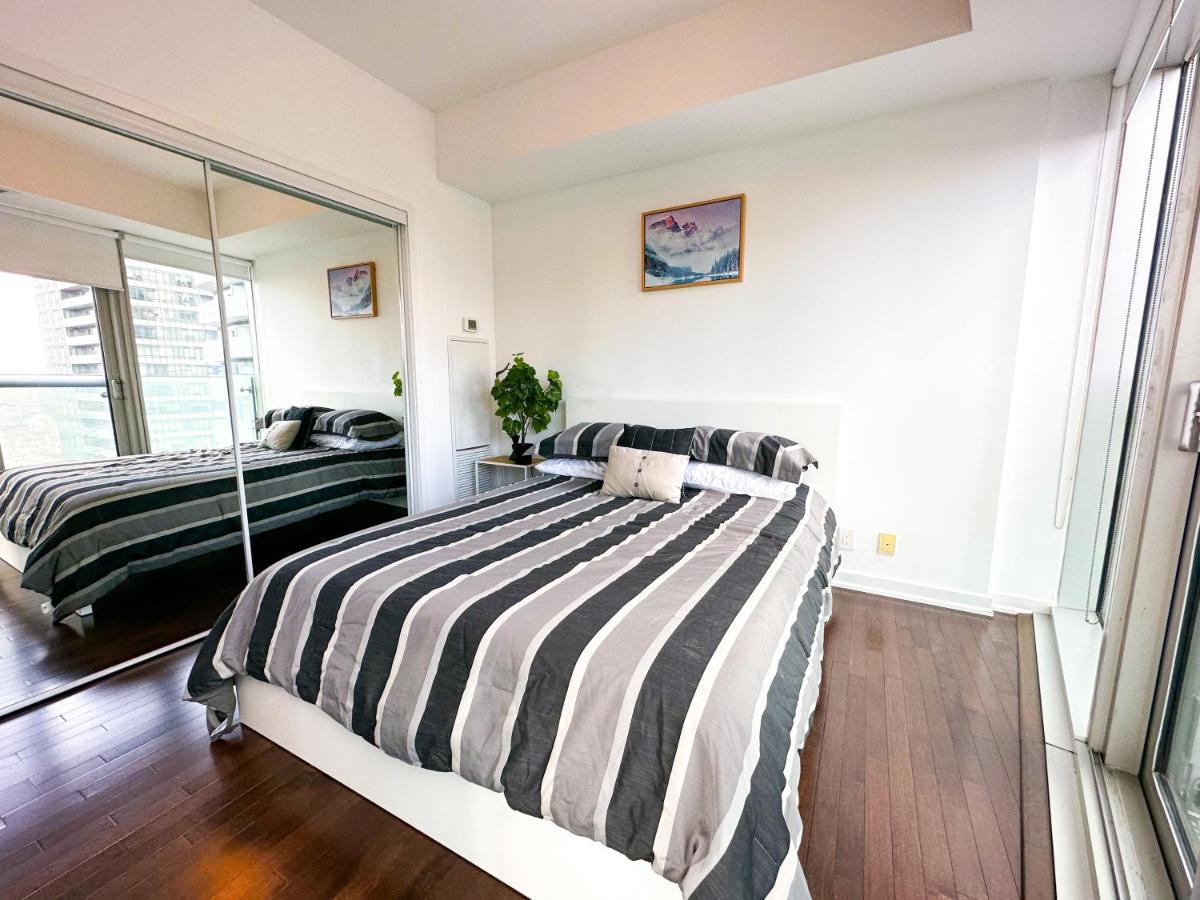 تورونتو Luxury 2 Bedrooms With Lakeview Cn Tower Entertainment District Rogers Centre المظهر الخارجي الصورة